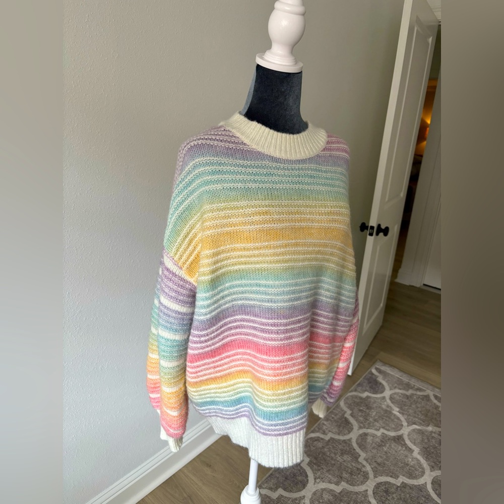 Pastel Striped Crewneck Sweater - Multicolor